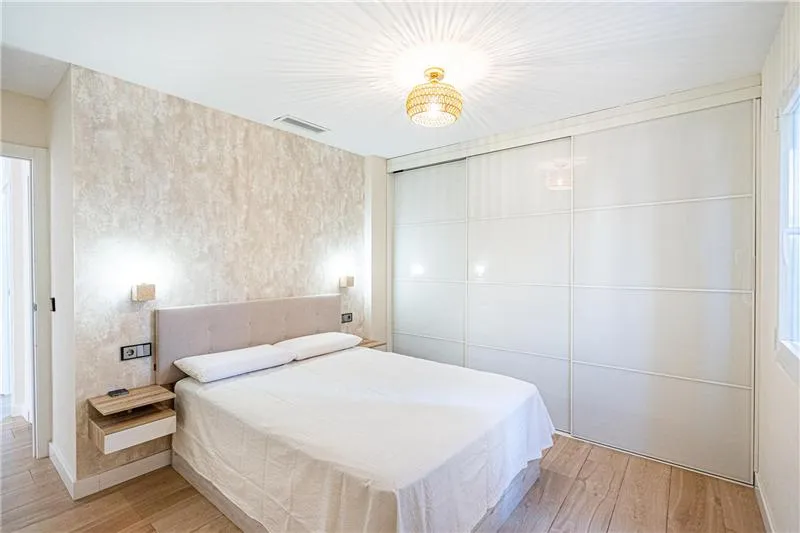 Penthouse with a terrace on the same floor — photo 9