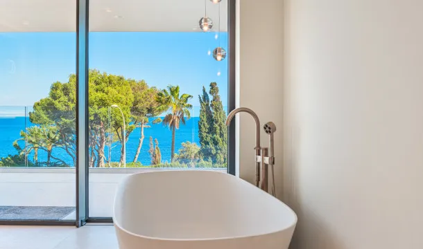 The beauty of simplicity - Design villa with sea views in Sol de Mallorca — photo 8