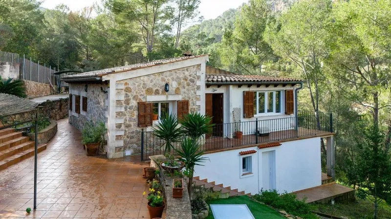 Luxury home in Puigpunyent, Province of Balearic Islands — photo 2