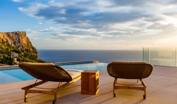 Designer villa with incredible sea views and flat garden in Cala Llamp, in Puerto de Andratx — photo 9
