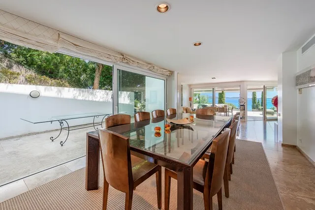 Exceptional sea view villa for sale by the beach in Formentor, North Mallorca — photo 9