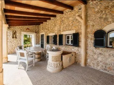 Rustic property - Costitx (Son Horrach), built surface 300m2, 2 bedrooms, 2 bathrooms, all exterior. — photo 1