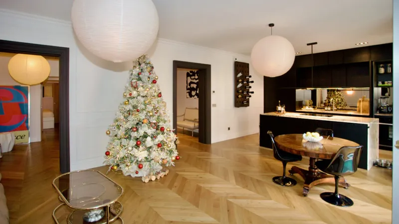 Beautiful and spacious apartment in the 'grand' style of old Palma, dating from 1886, and superbly reformed to the highest standard – for sale — photo 11