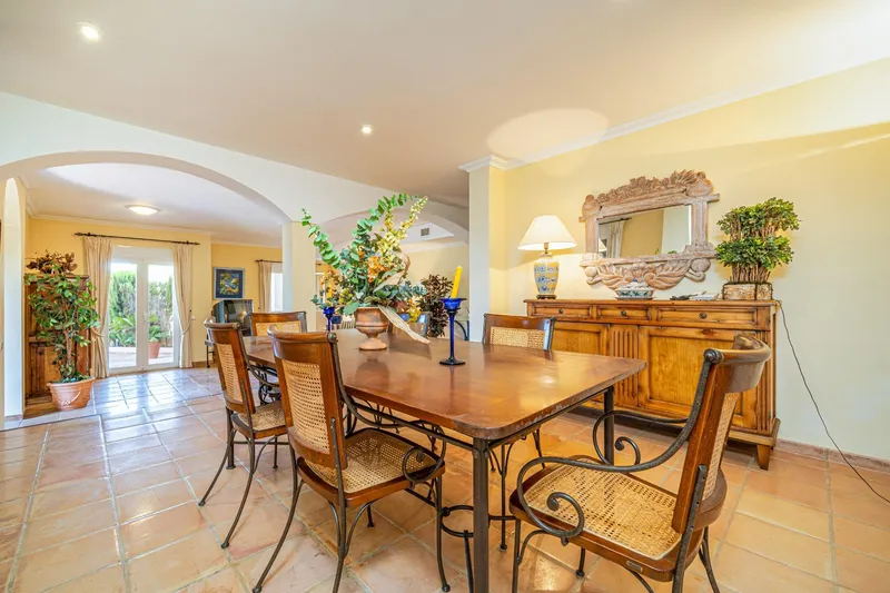 Exclusive property with garden and private pool in Son Verí Nou — photo 7