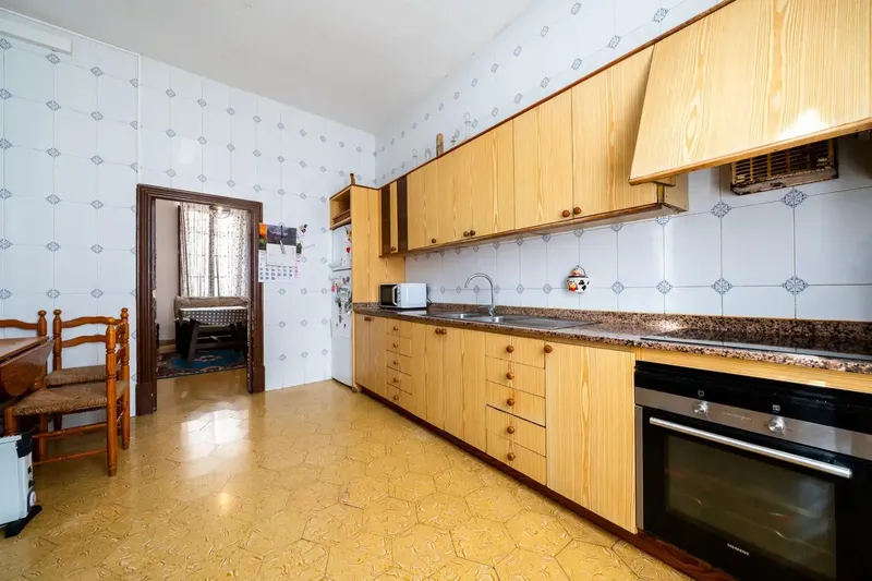 Magnificent stately apartment in the heart of Porreres — photo 10