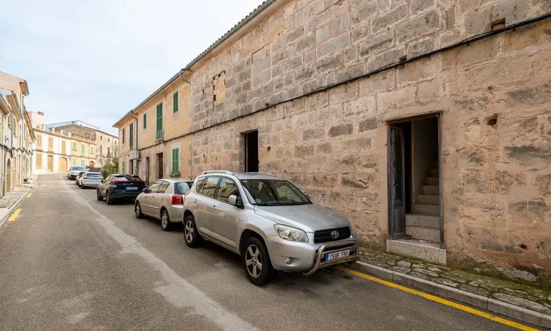 House with great potential in the center of Montuiri — photo 4