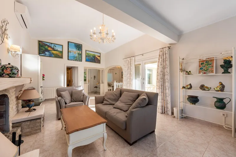 Villa with sea views in Costa de la Calma — photo 4