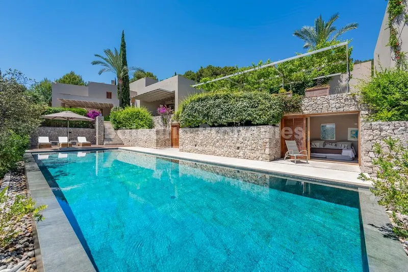 Exceptional front line golf villa for sale in Pollensa, North Mallorca — photo 2