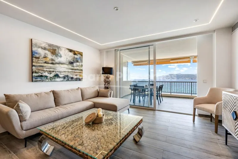 Renovated frontline apartment for sale in Costa de la Calma, Southwest Mallorca — photo 3