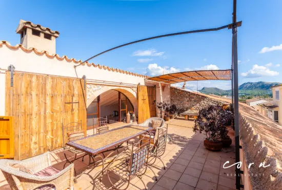 Townhouse with a garage, patio, and rooftop terrace overlooking Artà — photo 1