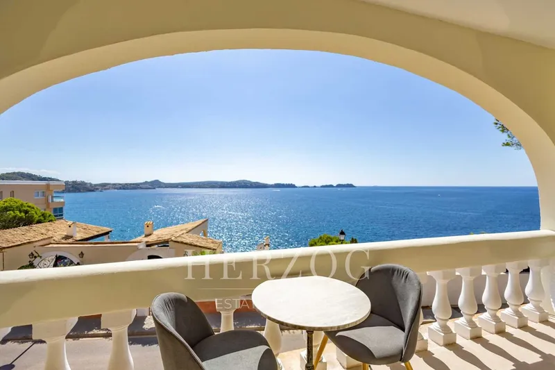 Stunning sea view apartment Cala Fornells — photo 2