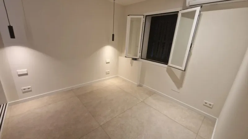 Discover a spacious and modern unfurnished apartment in the heart of Palma Center – for sale — photo 9