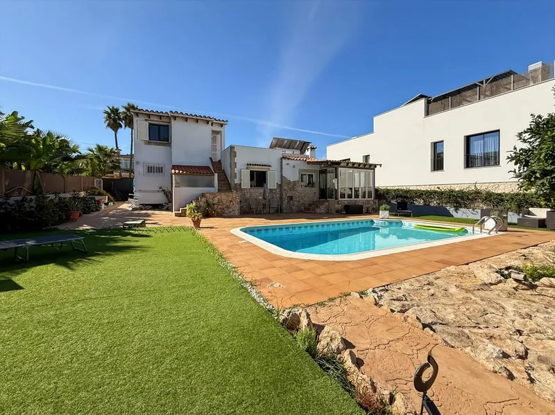 Luxury home in Llucmajor, Province of Balearic Islands — photo 1