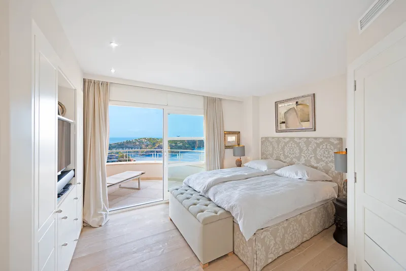 Penthouse in Port Andratx - Sunny terrace with sea views — photo 10
