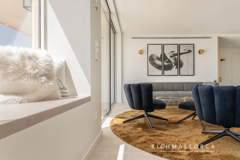Avantgarde penthouse with infinity pool and exclusive finishing — photo 4