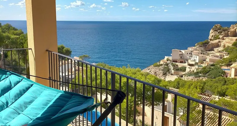 Luxury apartment with sea views for rent in Port Andratx with garden directly at the pool — photo 9