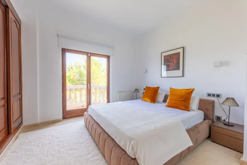 Exclusive Villa for Sale in Mallorca in Santa Ponsa — photo 9