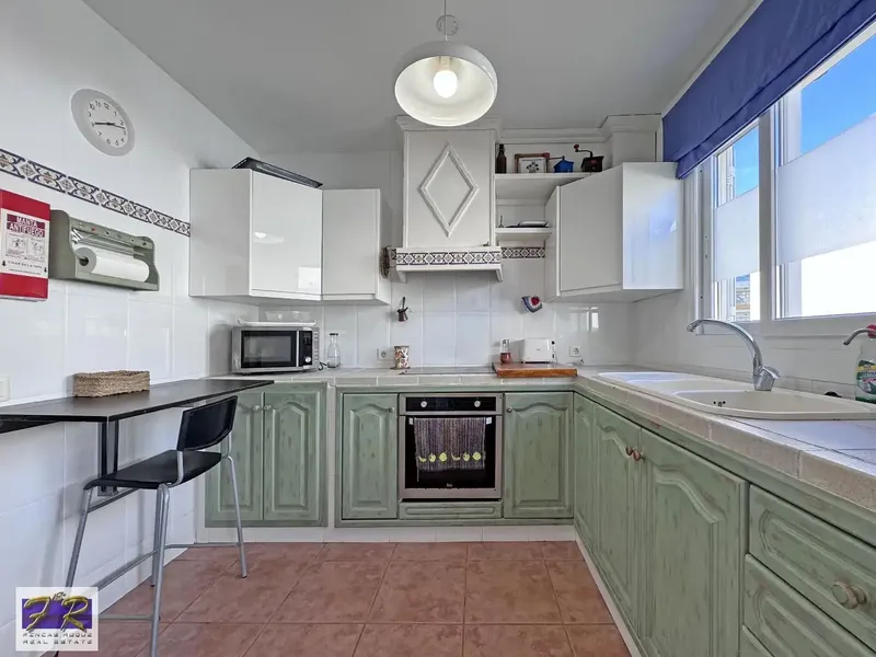 Fantastic Opportunity in Puerto de Alcudia: Exclusive Apartment Steps from the Beach — photo 12