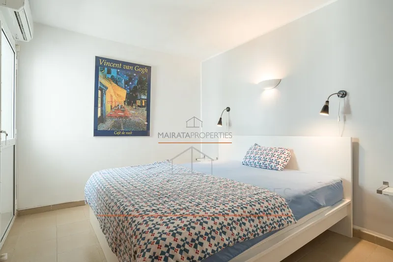 Seafront apartment for sale in Puerto de Alcudia with panoramic sea views, Mallorca. — photo 12
