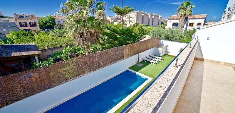 Townhouse for rent in Ses Salines with pool — photo 1
