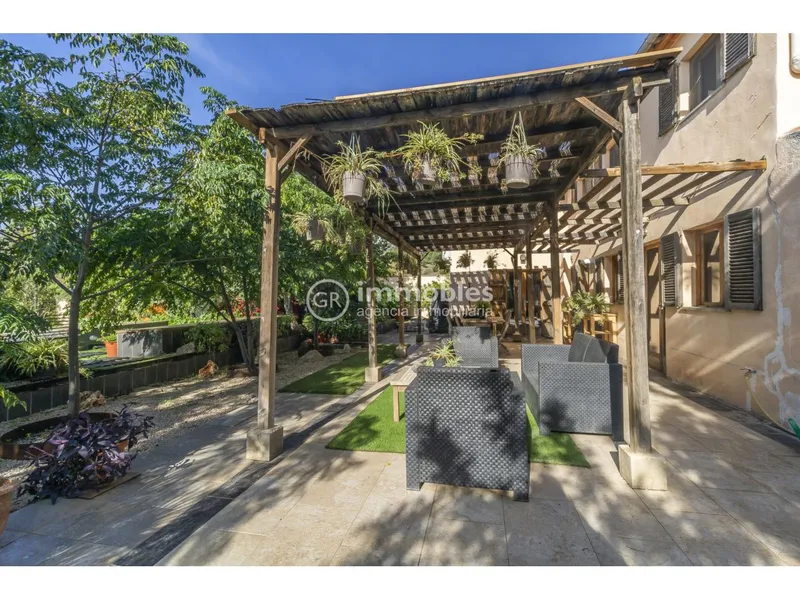 Rustic house — photo 5