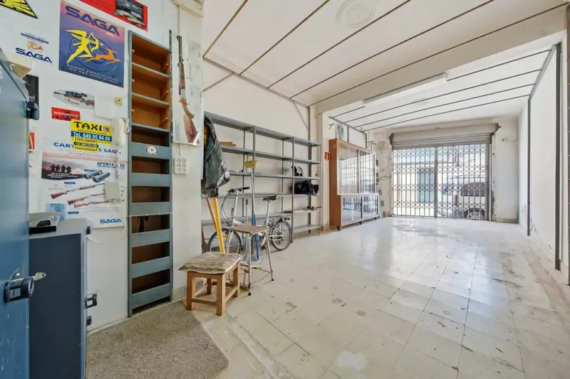 If you are looking for a property with character, space and the opportunity to design it completely to your taste, this village house in Campos is an ex — photo 4