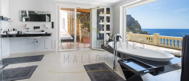 Perfectly maintained villa in Port Andratx with dream views to Cala Llamp — photo 7