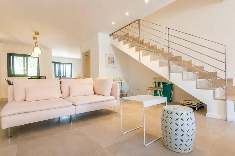 Semi-detached house — photo 4