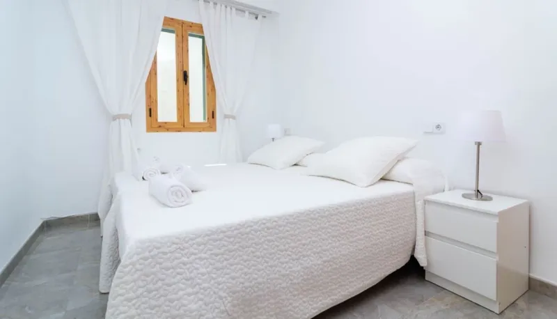 Temporary Professional Rental - 3 bedroom next to Ramblas Palma — photo 8