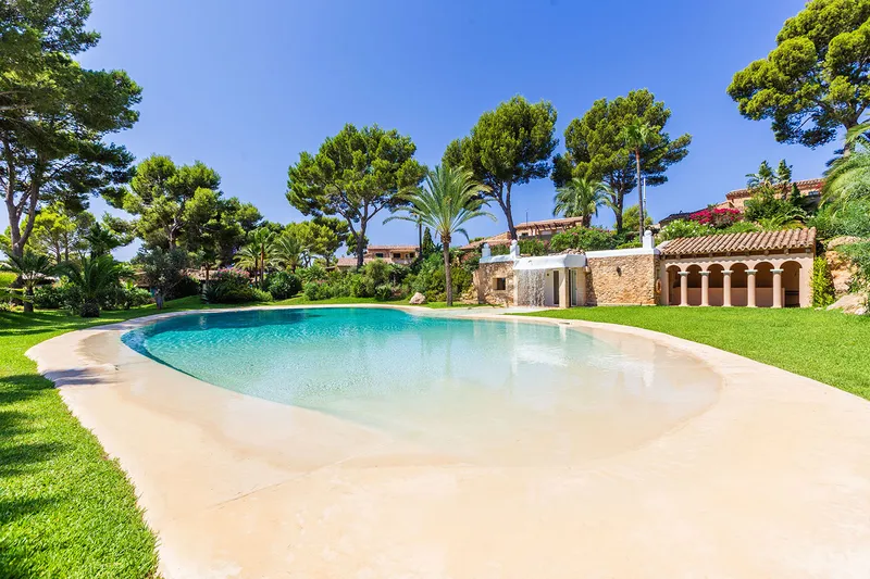Picture-book finca with plenty of privacy in exclusive villa park — photo 4