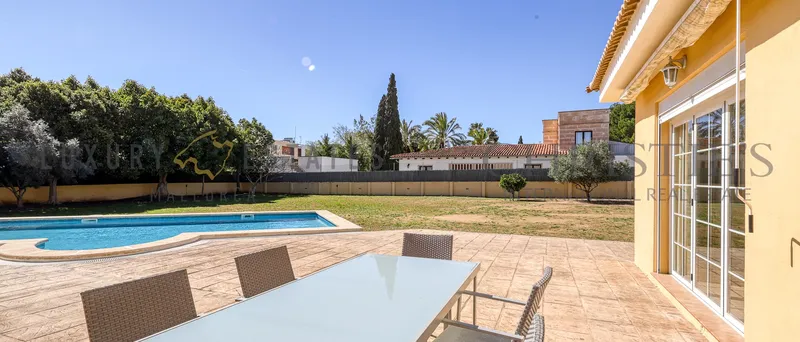 Mediterranean villa in Santa Ponsa on a centrally located double plot with lots of potential — photo 4