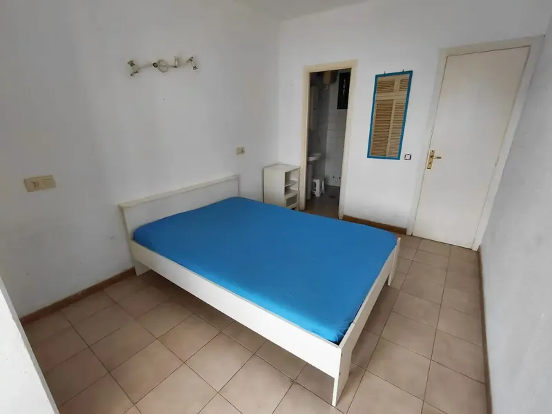 Nice apartment with terrace in Palma, Can Pastilla area, very close to the airport. Living room, 1 bedroom, 1 bathroom, terrace. Fully furnished — photo 6