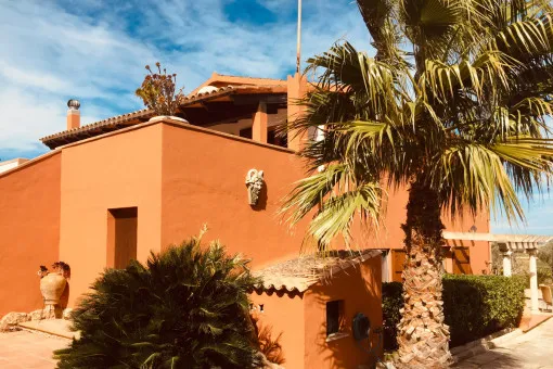 Muro, Majorcan country house in Muro with a lot of living space and panoramic views — photo 12