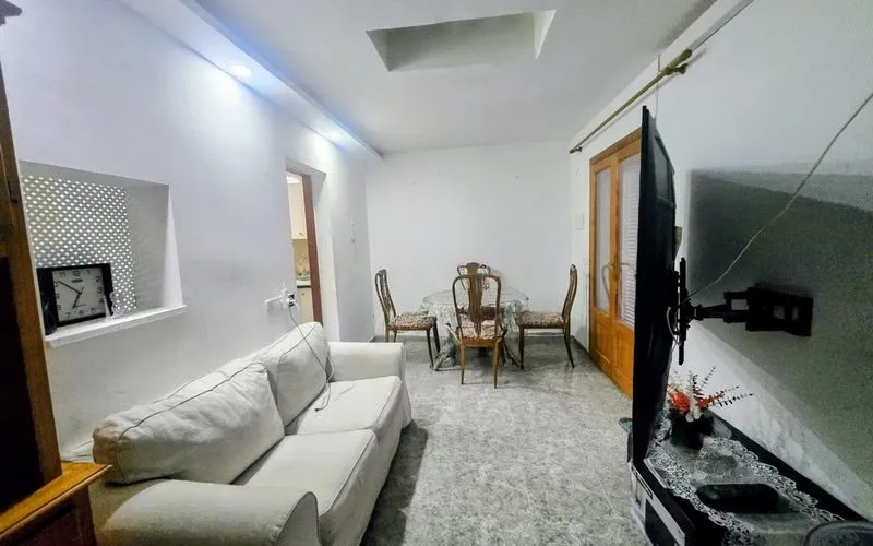 Townhouse with multiple possibilities — photo 3
