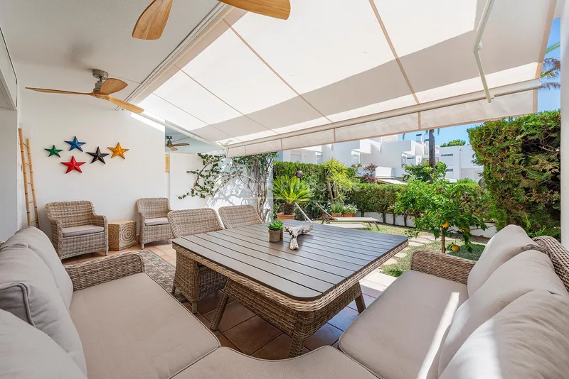 Luxury townhouse with communal pool for sale in Puerto Pollensa, North Mallorca — photo 1