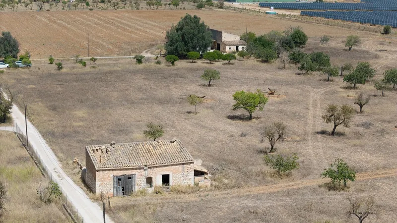 Rustic estate for sale — photo 11