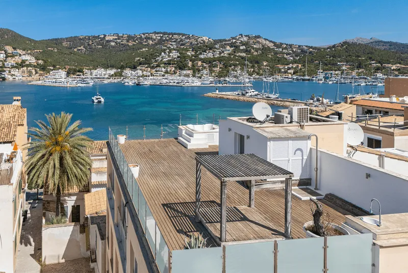 Penthouse with views in Port d'Andratx, Mallorca — photo 1