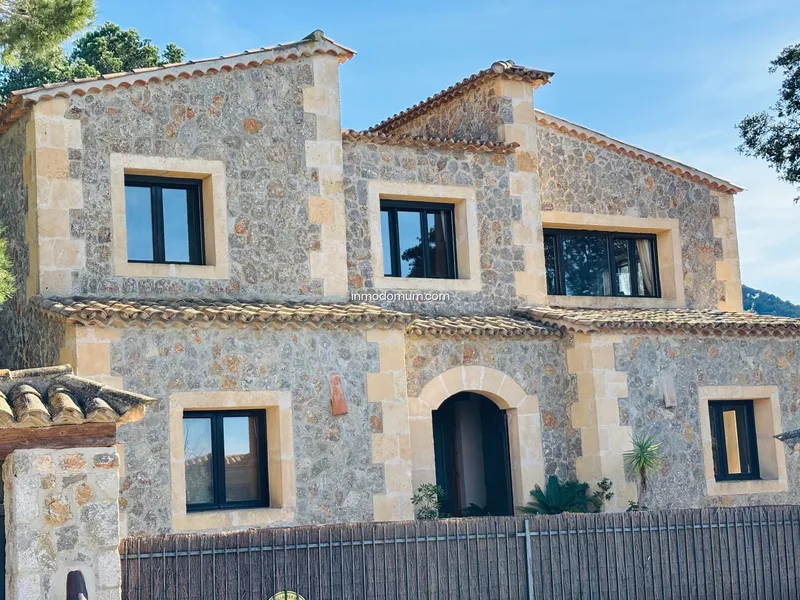 House / Chalet in Valldemossa — photo 1
