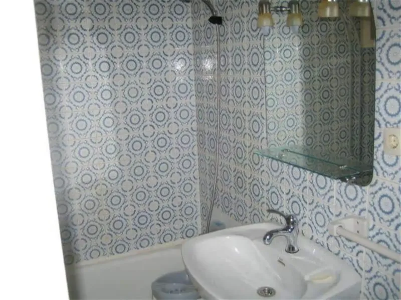 Studio in Cala Mayor, in the Torremayor building, (on the way up to the highway) sea views, large built-in wardrobe, full bathroom — photo 3