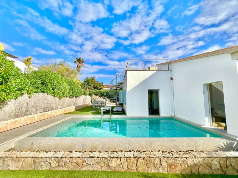 Beautiful renovated detached house with pool a few meters from the sea – Cala Figuera — photo 2