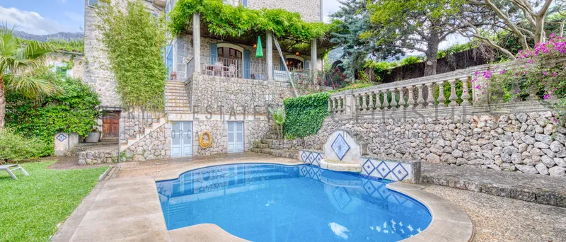 Renovated natural stone villa in Soller with vacation rental license — photo 1