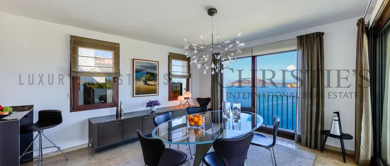 New built penthouse in exclusive community on La Mola — photo 3