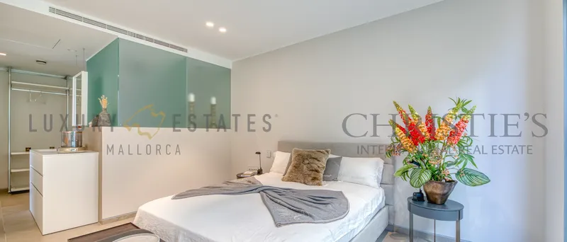 New construction luxury harbor view apartment in Palma de Mallorca — photo 10
