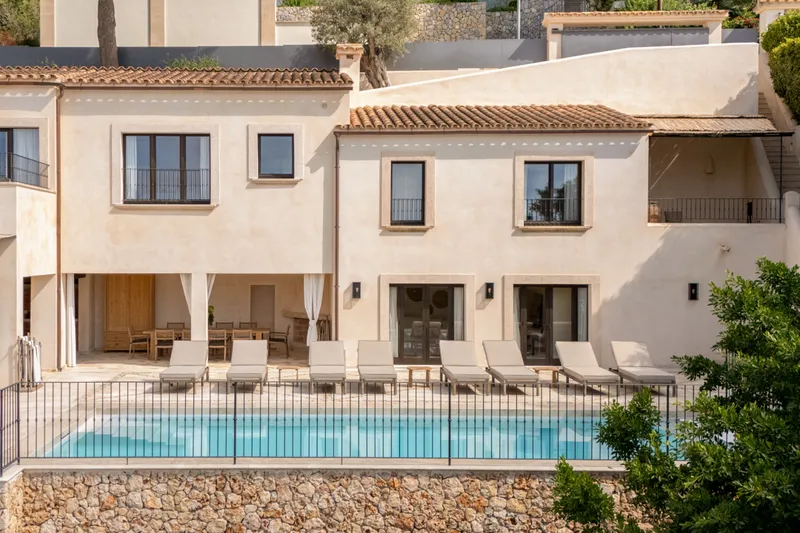 Fully renovated villa in modern finca style with stunning sea views — photo 3
