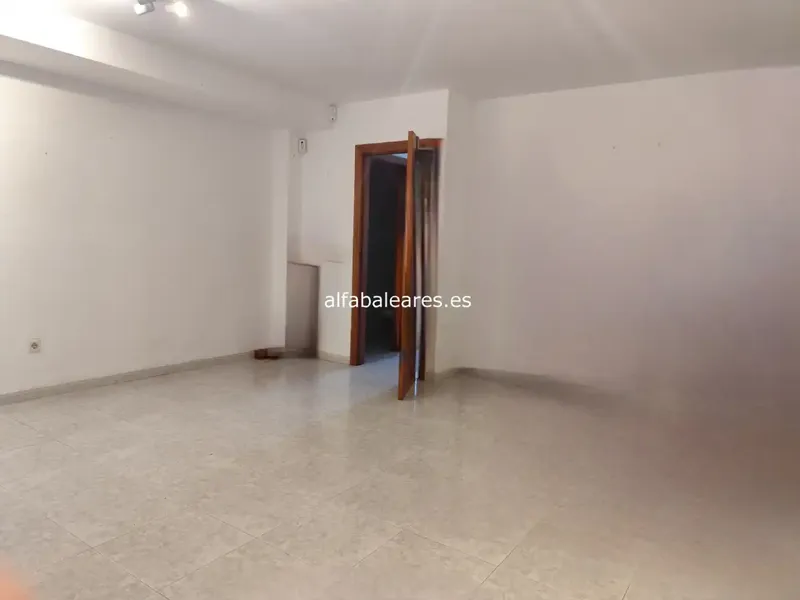 Chalet adosado con garaje — photo 3