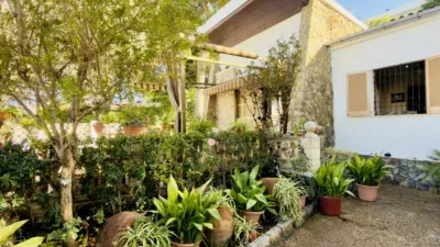 House in Les Meravelles — photo 4