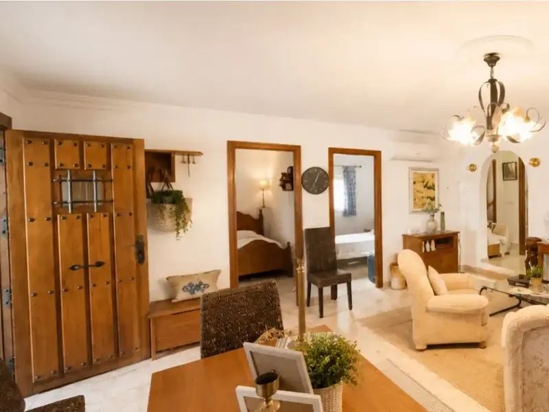 Independent Estate with Over 1,000 m² Plot 10 Minutes from Palma - Privacy, Space and Great Potential — photo 4