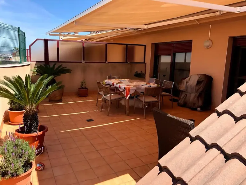 Exclusive penthouse with large private terrace in Carretera Sóller - Conservatory Area — photo 1