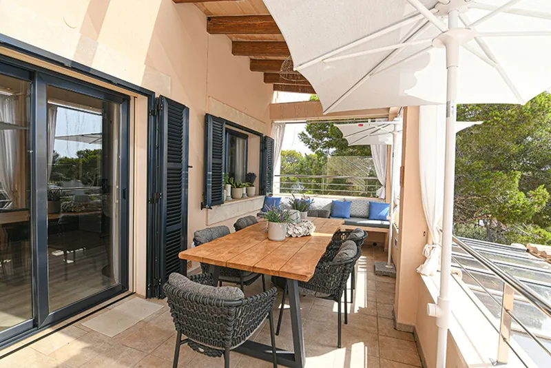 Modern and sunny penthouse with pool and parking space just minutes from Cala Santanyi — photo 4
