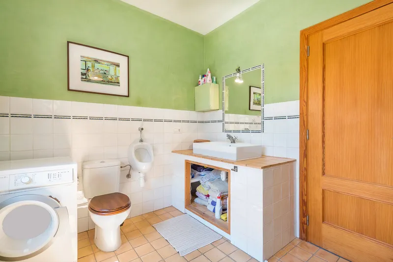 Charming village house with private pool in Galilea — photo 12